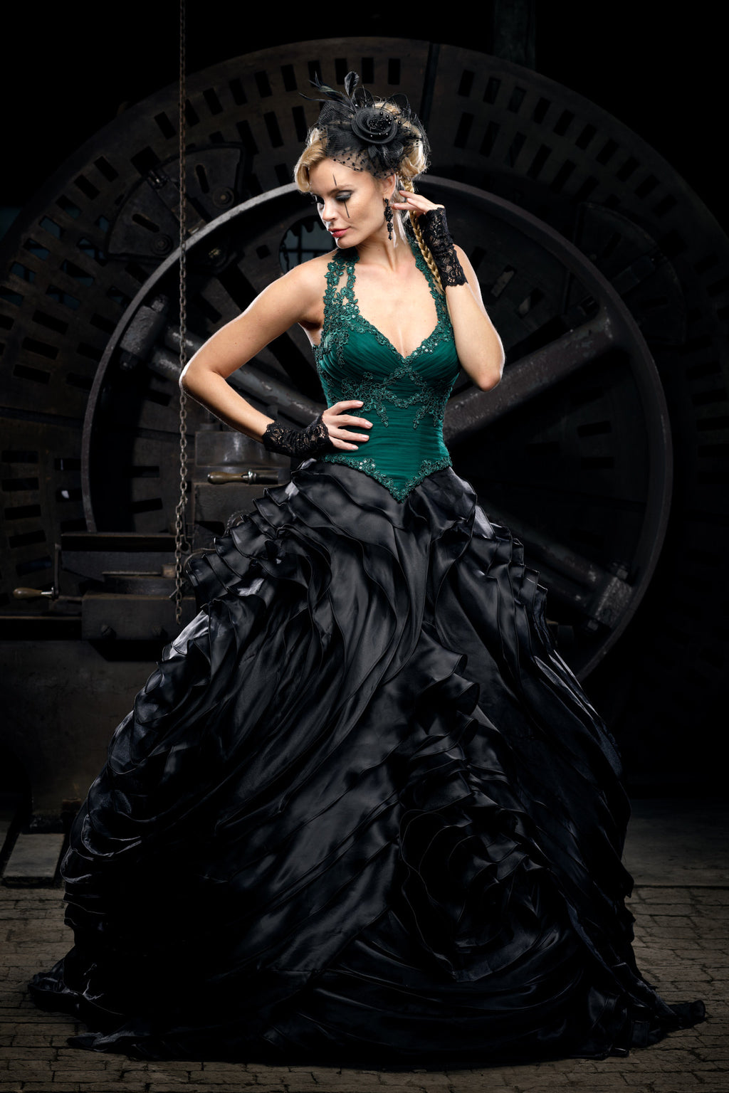 Emerald green corset bodice with lace detailing, corset gown design featuring Victorian fashion and gothic aesthetic elements