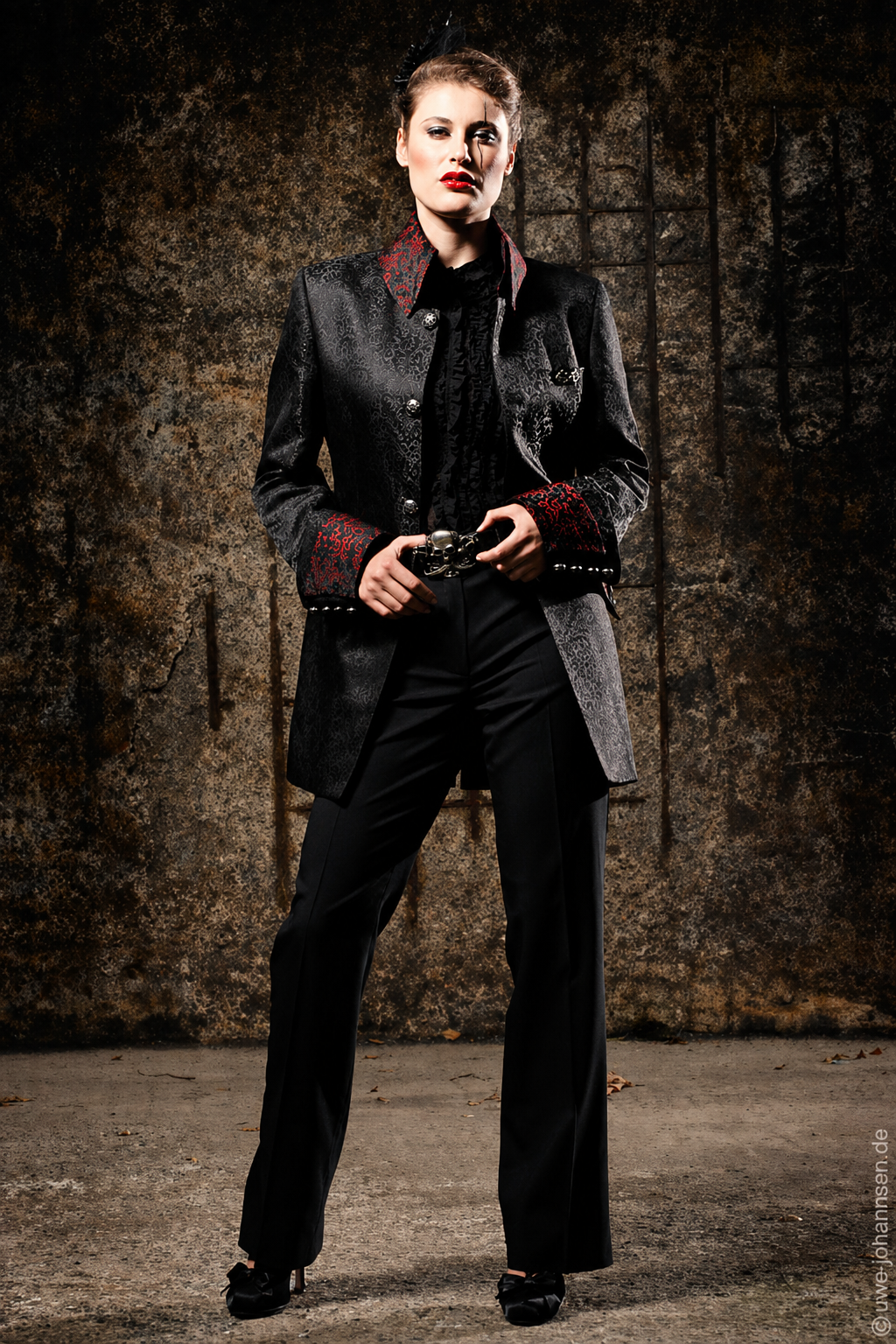 Raven Baroness Black & Red Brocade Gothic Pantsuit