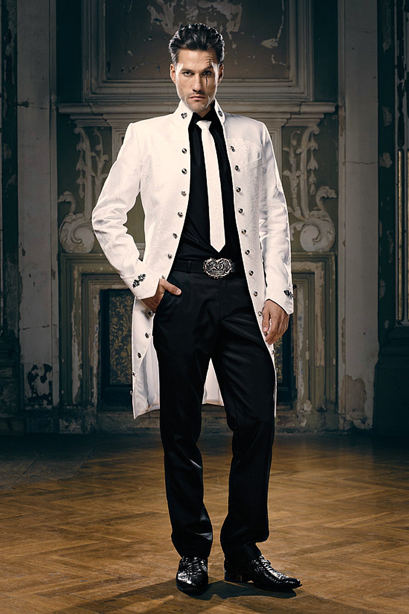 White Aristocratic Wedding Coat